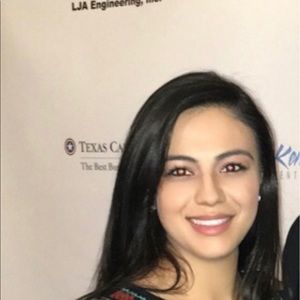 Meet your Posher, Priscilla